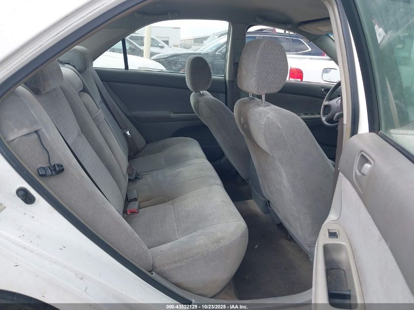 2002 Toyota Camry Le VIN: JTDBE32KX20065032 Lot: 43522129