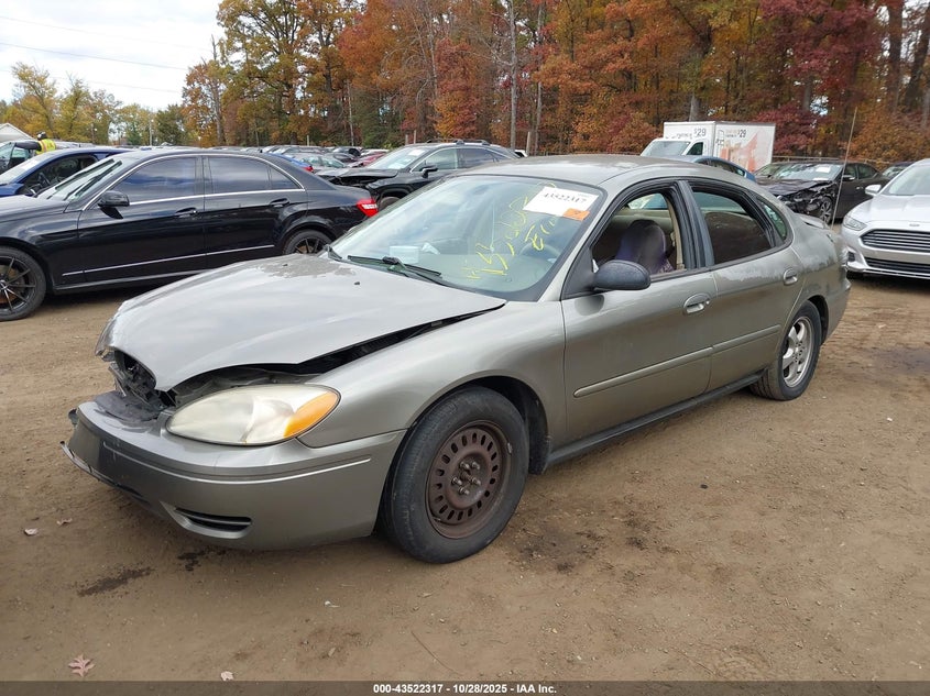 1FAFP53U24A202345 2004 FORD TAURUS photo no. 2