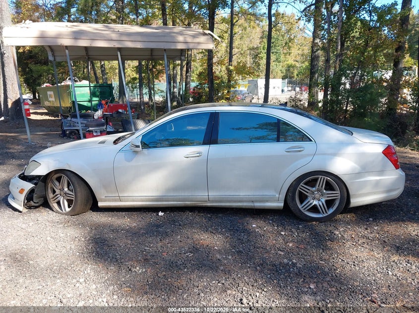 2013 MERCEDES-BENZ S 550 WDDNG7DB9DA525974