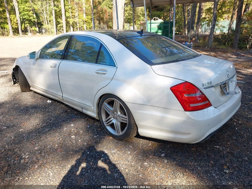2013 MERCEDES-BENZ S 550 WDDNG7DB9DA525974