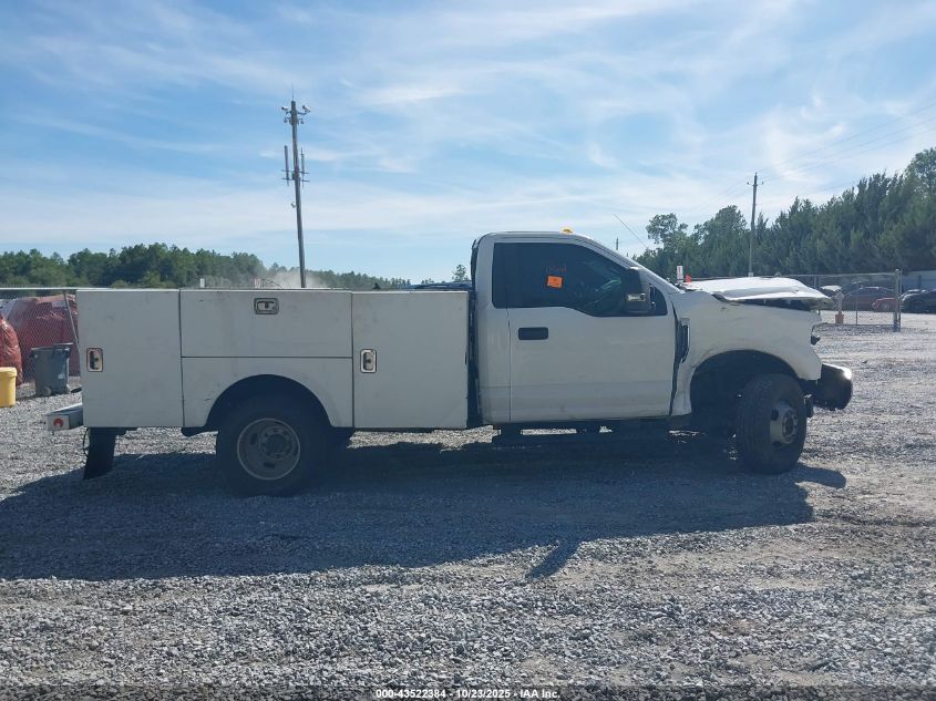 2019 Ford F-350 Chassis Xl VIN: 1FDRF3H64KEF23555 Lot: 43522384