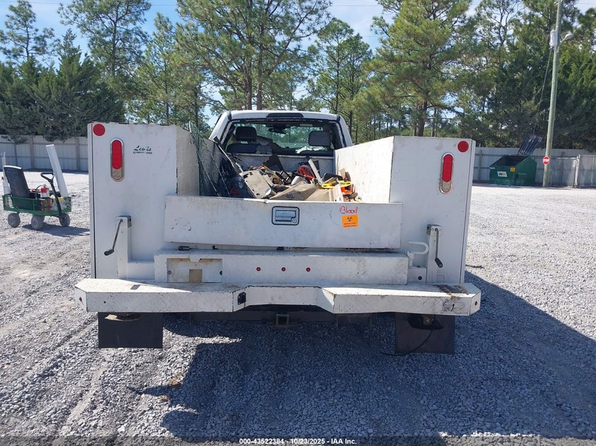 2019 Ford F-350 Chassis Xl VIN: 1FDRF3H64KEF23555 Lot: 43522384