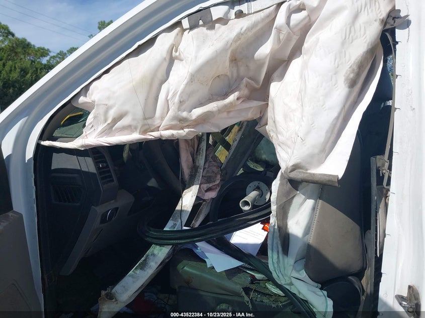 2019 Ford F-350 Chassis Xl VIN: 1FDRF3H64KEF23555 Lot: 43522384