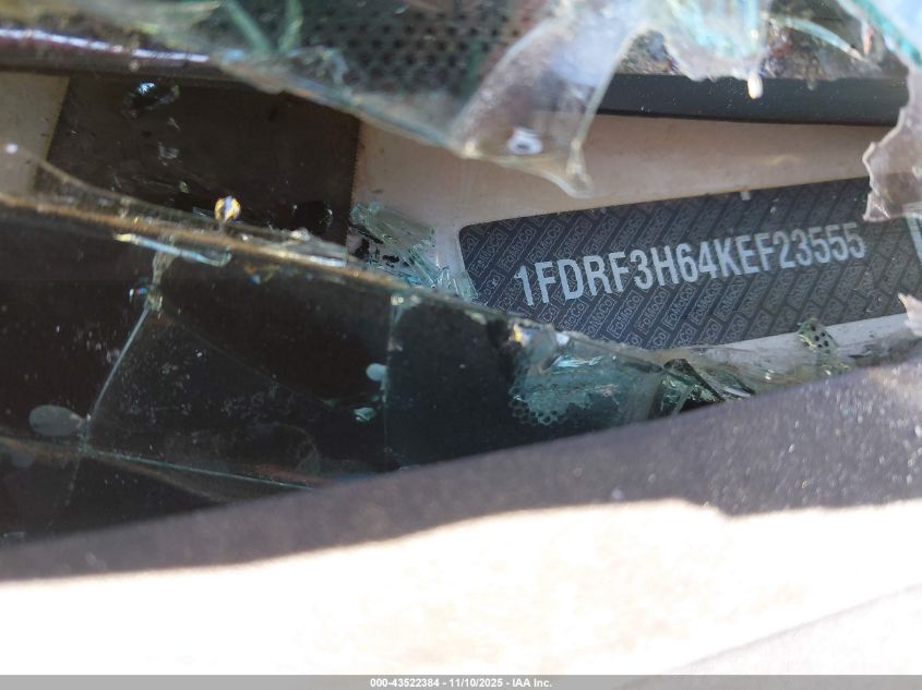 2019 Ford F-350 Chassis Xl VIN: 1FDRF3H64KEF23555 Lot: 43522384