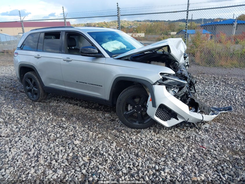JEEP GRAND CHEROKEE ALTITUDE 4X4