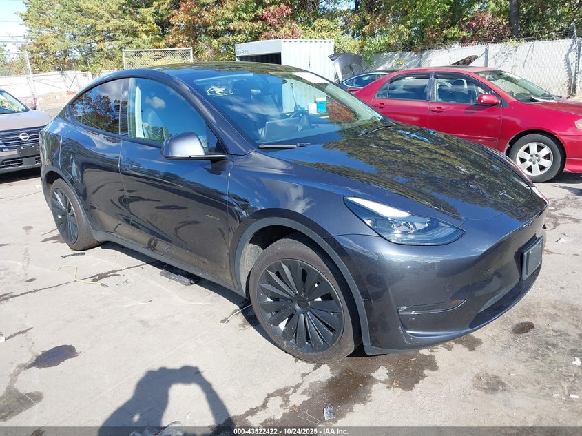 2024 TESLA MODEL Y LONG RANGE DUAL MOTOR ALL-WHEEL DRIVE - 7SAYGDEE3RF037846
