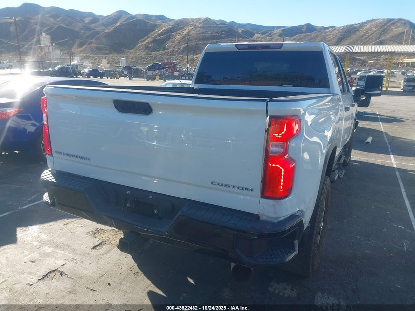 1GC4YMEY2MF251816 2021 CHEVROLET SILVERADO photo no. 4