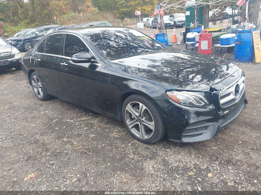 MERCEDES-BENZ E-CLASS 4MATIC