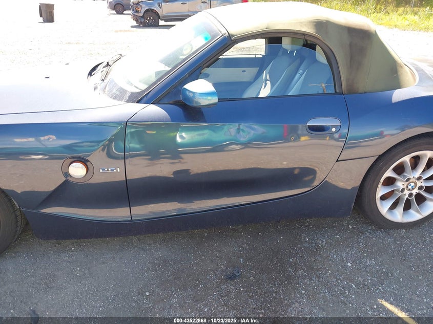 2003 BMW Z4 2.5I VIN: 4USBT33463LS45396 Lot: 43522868