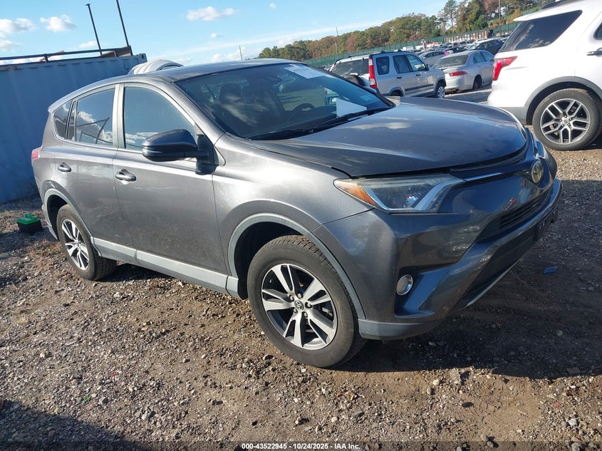 TOYOTA RAV4 XLE