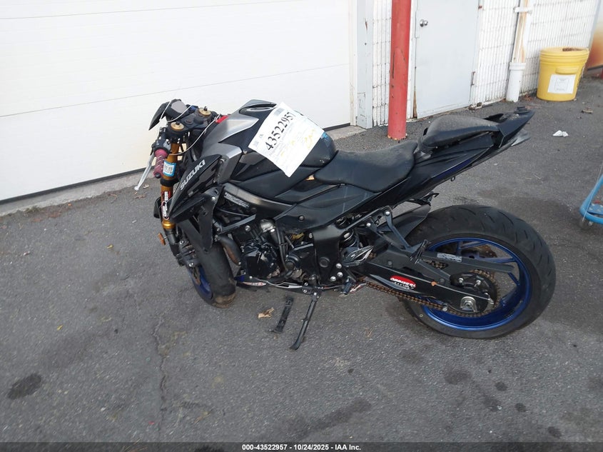 2021 SUZUKI GSX-S750 M/Z JS1C533B7M7100150