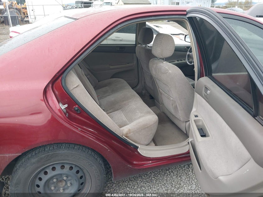 JTDBE32K340255550 2004 TOYOTA CAMRY photo no. 8