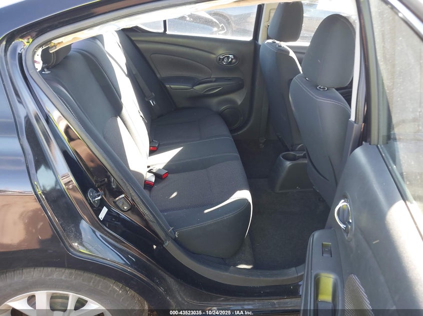 2017 NISSAN VERSA 1.6 SV 3N1CN7AP7HL821679