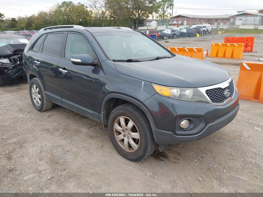 KIA SORENTO LX
