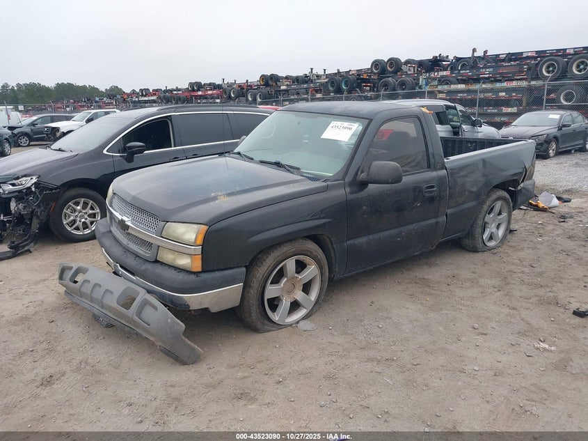 1GCEC14X85Z315898 2005 CHEVROLET SILVERADO photo no. 2