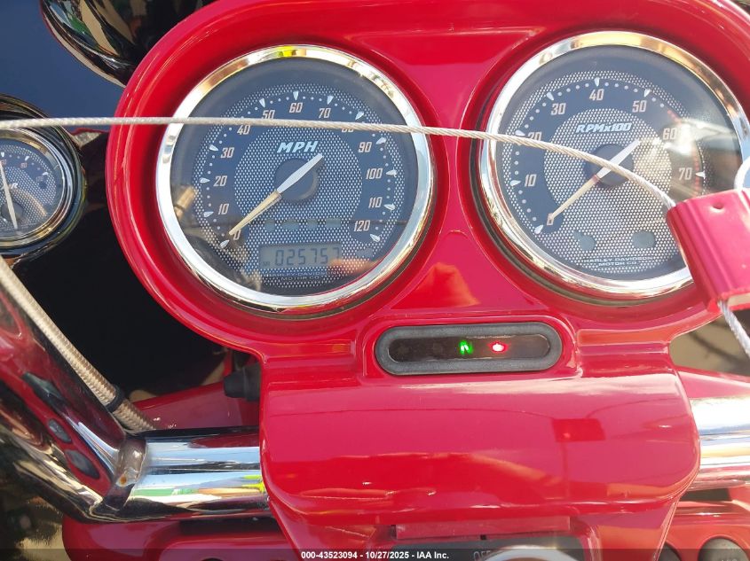 2011 Harley-Davidson Fltruse VIN: 1HD1TA810BB950170 Lot: 43523094