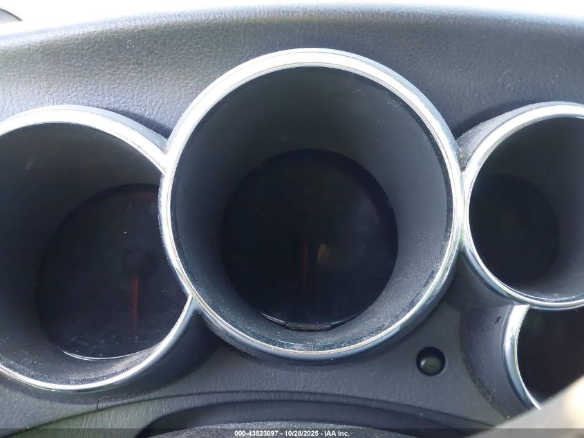 2005 Toyota Matrix Xr VIN: 2T1KR32E35C345559 Lot: 43523097