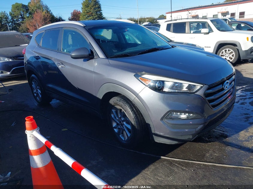 2016 HYUNDAI TUCSON SE - KM8J33A40GU127182