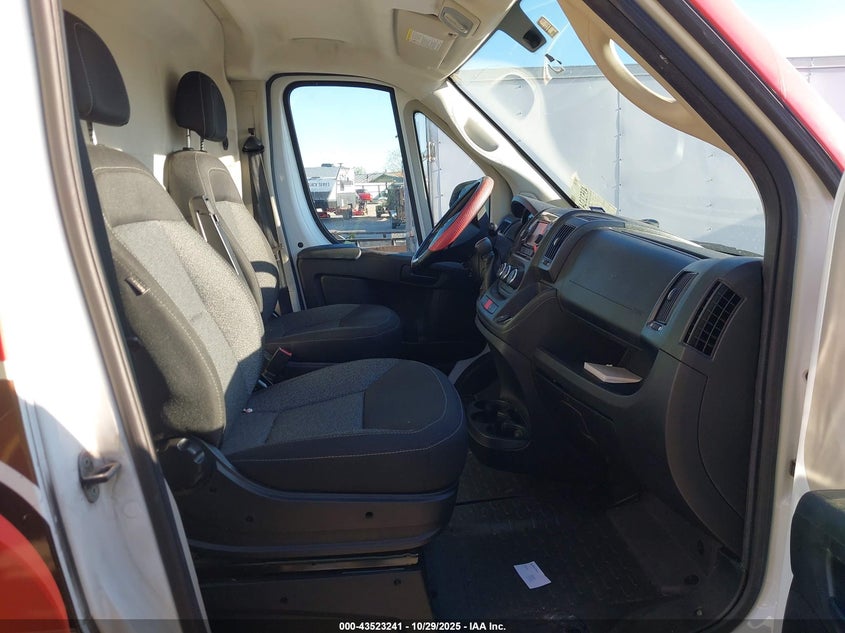 2019 Ram Promaster 2500 High Roof 159 Wb VIN: 3C6TRVDGXKE563131 Lot: 43523241