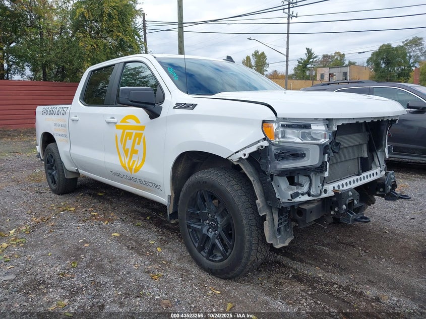 CHEVROLET SILVERADO 1500 4WD SHORT BED RST