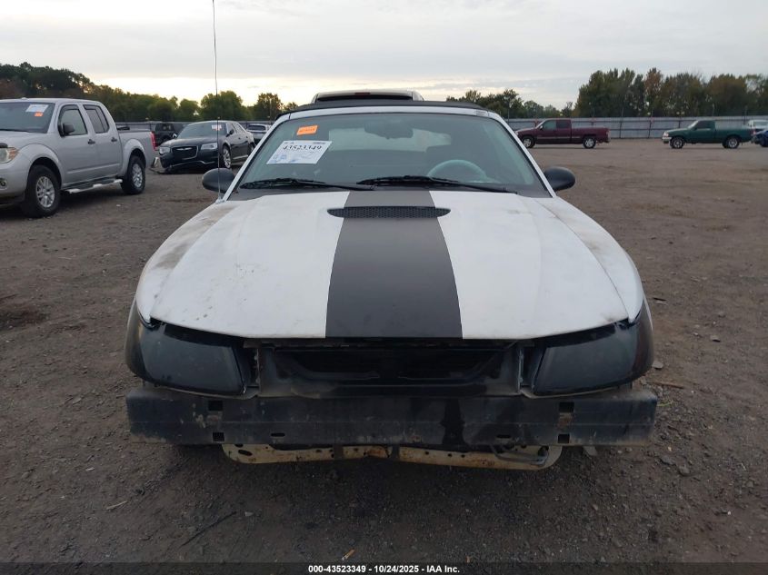 2000 Ford Mustang VIN: 1FAFP4441YF170635 Lot: 43523349