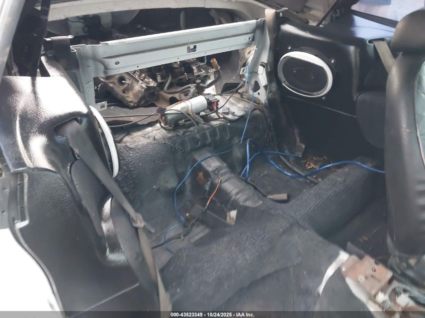 2000 Ford Mustang VIN: 1FAFP4441YF170635 Lot: 43523349