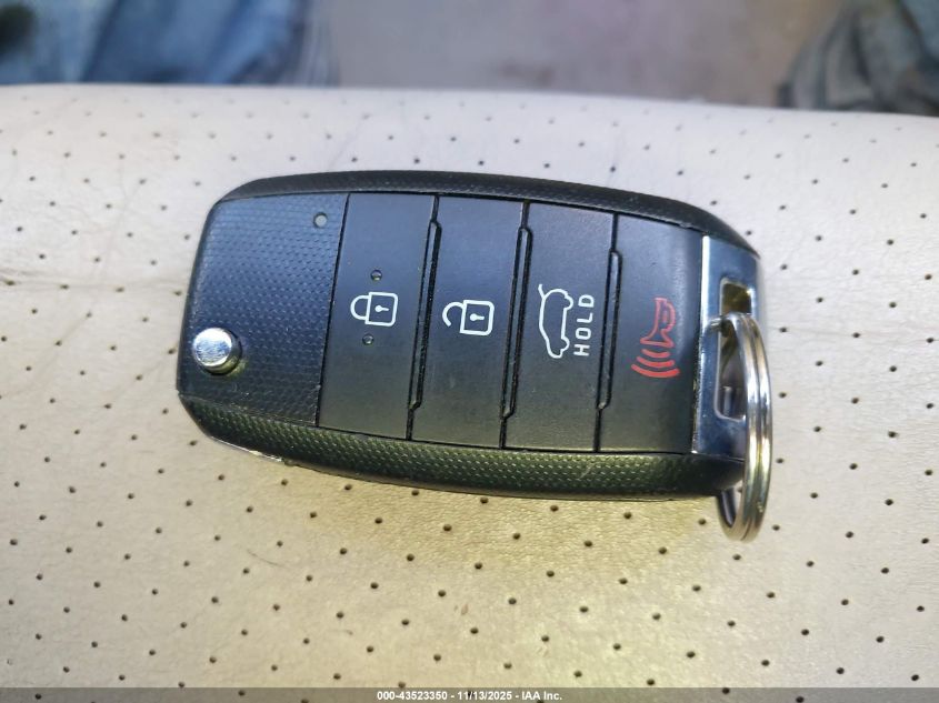 2017 Kia Soul + VIN: KNDJP3A5XH7497671 Lot: 43523350