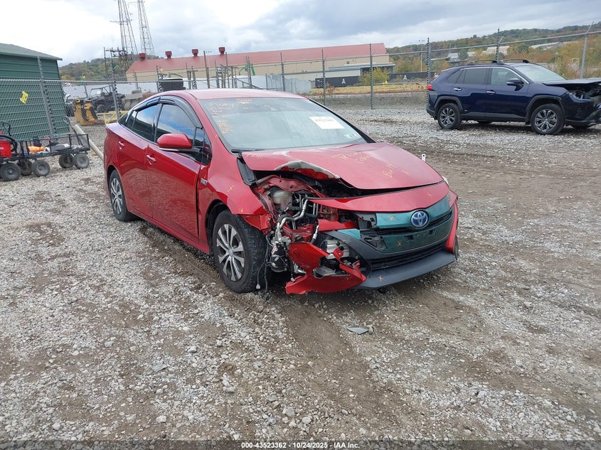 TOYOTA PRIUS PRIME PREMIUM