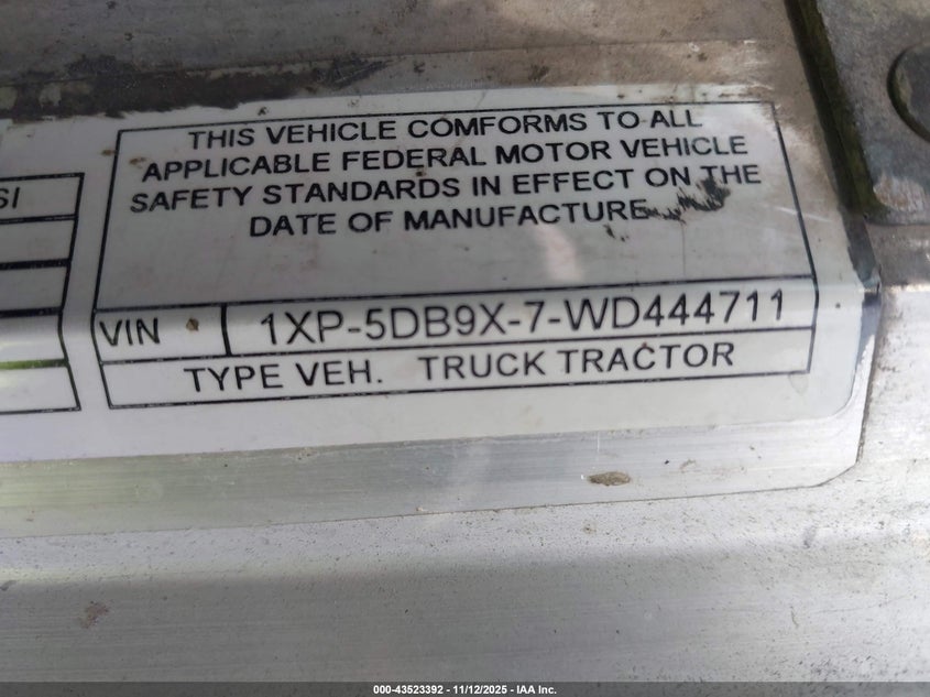 1XP5DB9X7WD444711 1998   photo no. 9