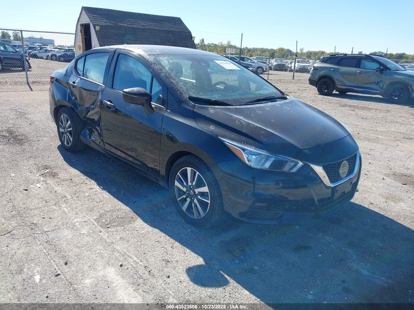 NISSAN VERSA SV XTRONIC CVT