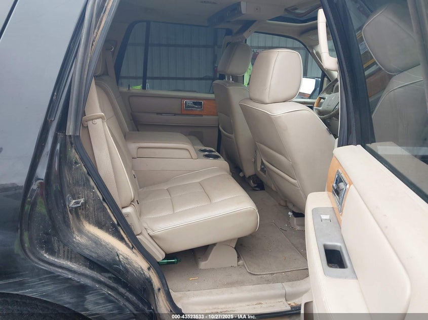 2007 Lincoln Navigator Ultimate VIN: 5LMFU28517LJ08655 Lot: 43523533