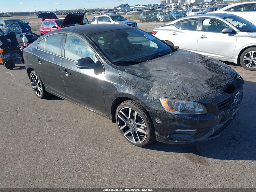 2018 VOLVO S60 T5 DYNAMIC - YV140MTL1J2461593