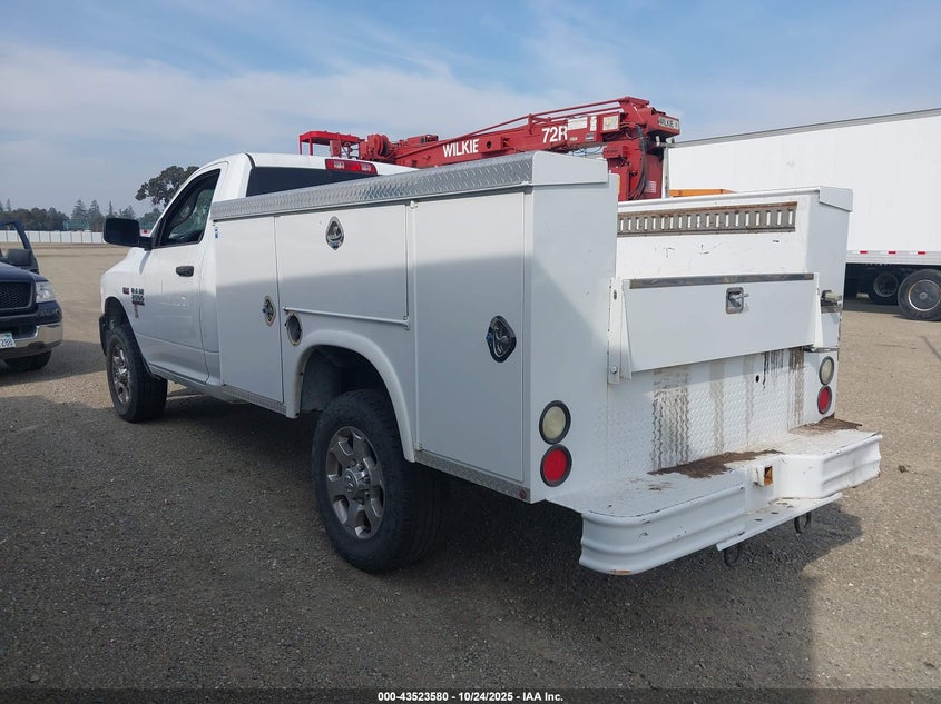 3C7WR5AT5DG590450 2013 RAM 2500 photo no. 3