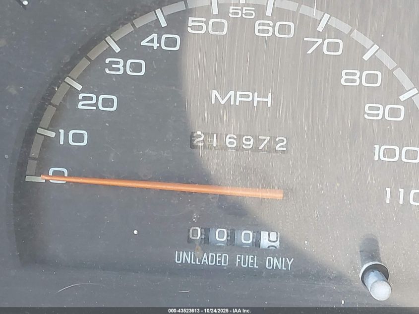 1995 Isuzu Conventional Short Bed VIN: JAACL11L3S7212539 Lot: 43523613