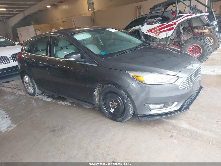 FORD FOCUS TITANIUM