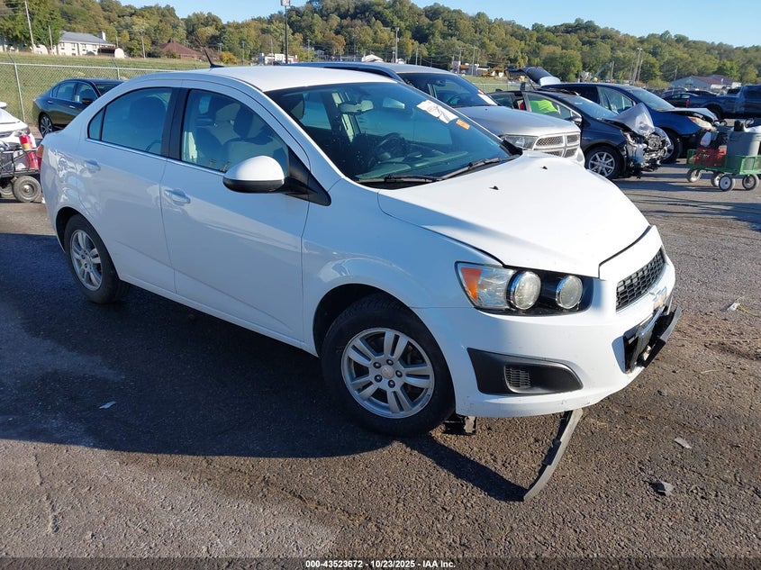 CHEVROLET SONIC LT AUTO