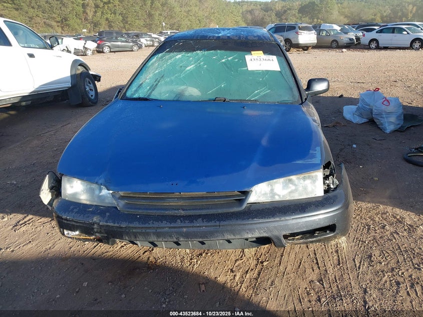 1995 Honda Accord Lx VIN: 1HGCE1821SA006088 Lot: 43523684
