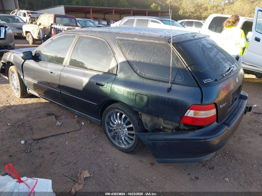 1HGCE1821SA006088 1995 HONDA ACCORD photo no. 3