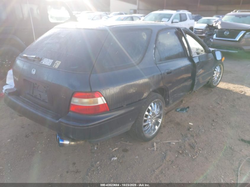 1HGCE1821SA006088 1995 HONDA ACCORD photo no. 4