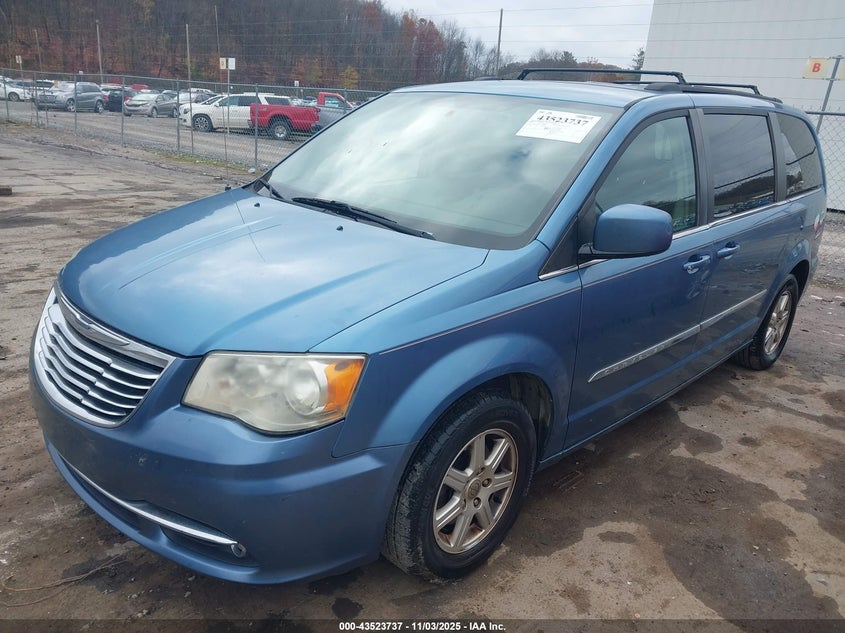 2C4RC1BG6CR222521 2012 CHRYSLER TOWN & COUNTRY photo no. 2