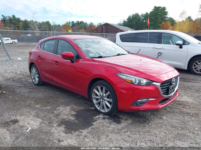 MAZDA 3 GRAND TOURING