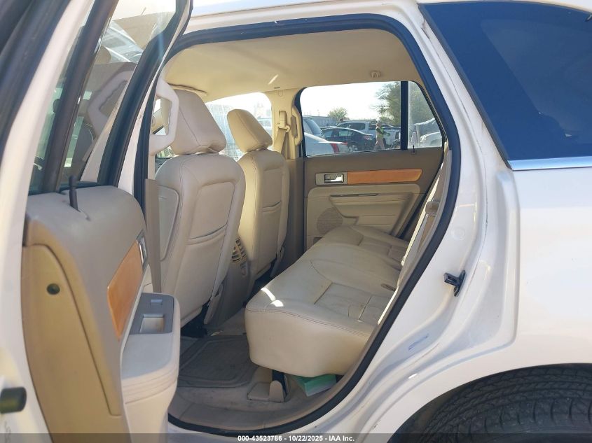 2007 Lincoln Mkx VIN: 2LMDU68C97BJ17348 Lot: 43523786