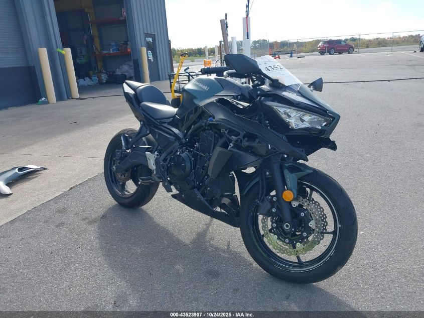 2025 KAWASAKI EX650 P - ML5EXEP11SDAF7597