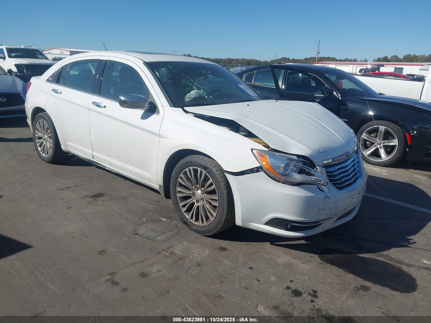 CHRYSLER 200 LIMITED