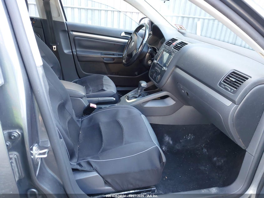 3VWRZ71K39M071867 2009 VOLKSWAGEN JETTA photo no. 5