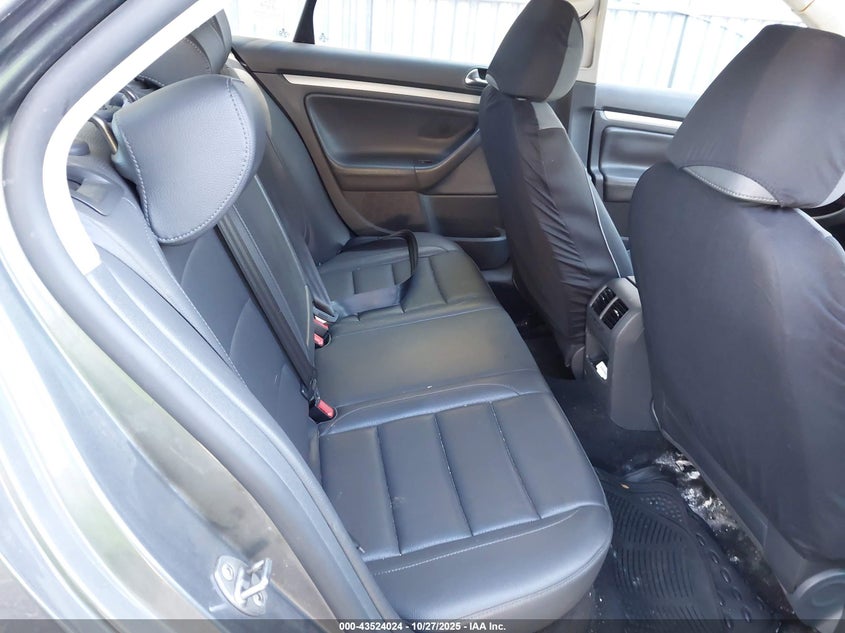3VWRZ71K39M071867 2009 VOLKSWAGEN JETTA photo no. 8