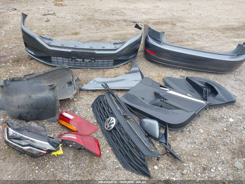 2019 Volkswagen Jetta 1.4T R-Line/1.4T S/Se VIN: 3VWCB7BU1KM170932 Lot: 43524116