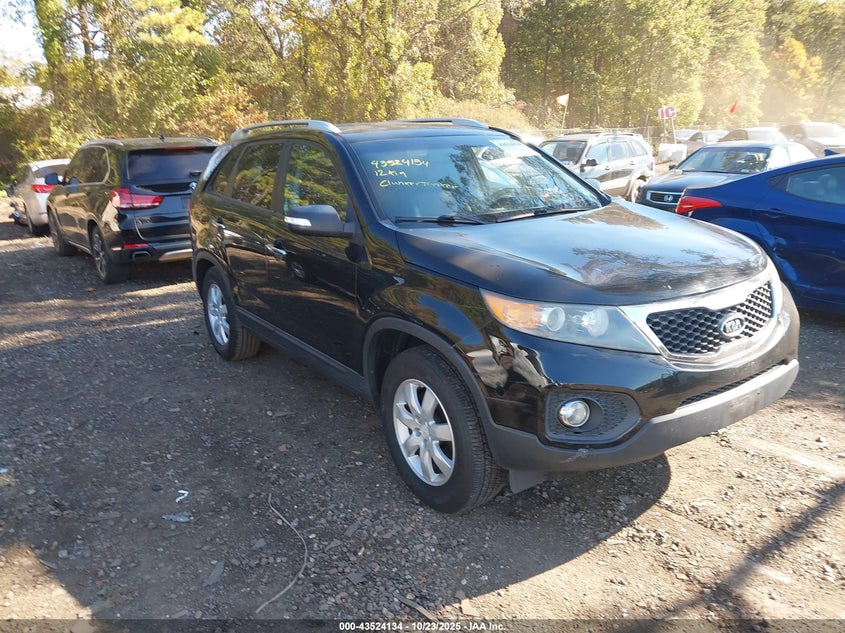 KIA SORENTO LX
