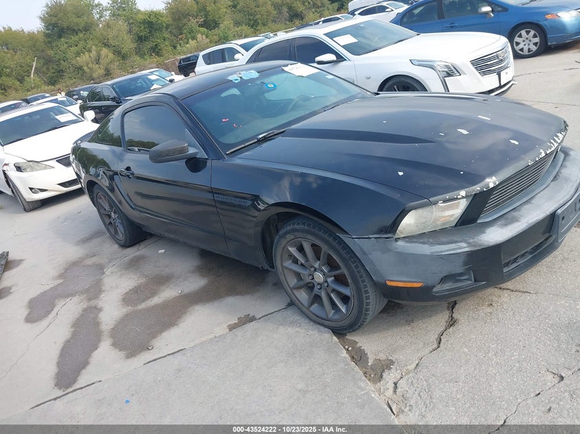 FORD MUSTANG V6 PREMIUM