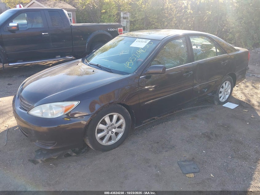 4T1BF30K22U512408 2002 TOYOTA CAMRY photo no. 2